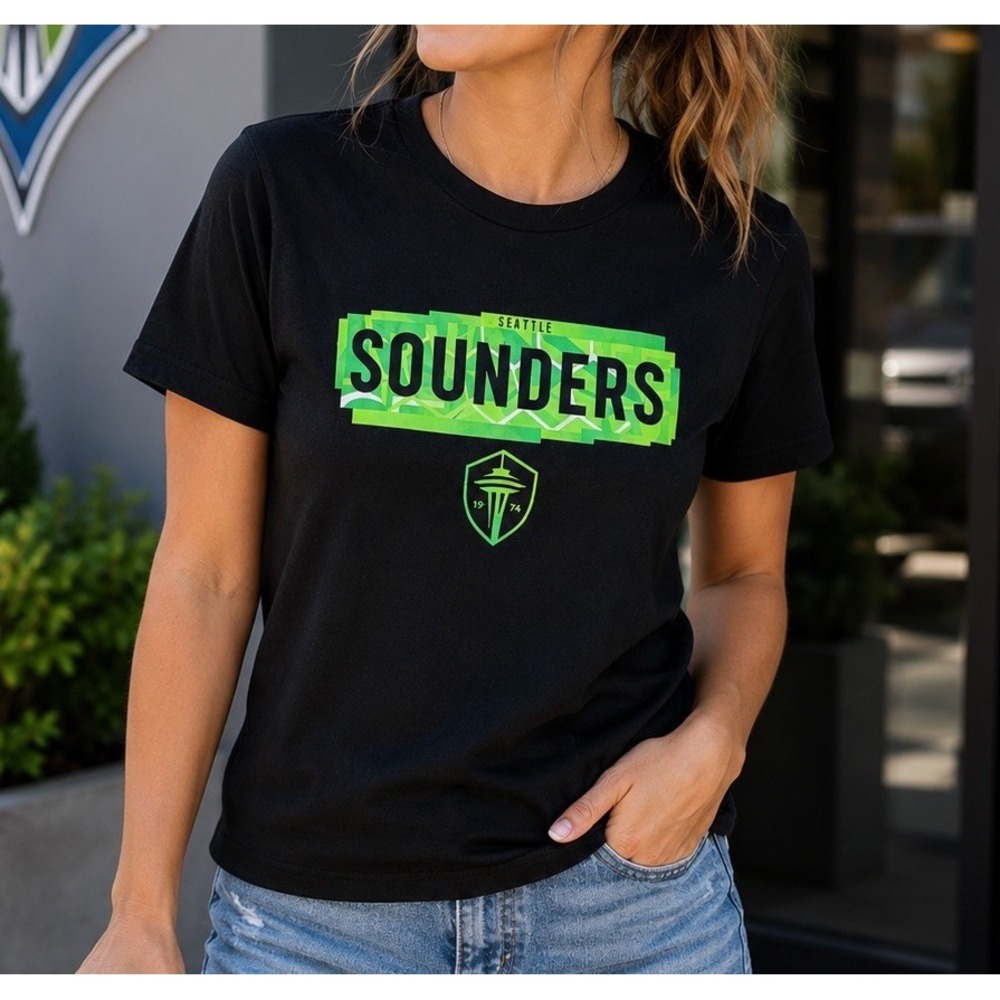 Adidas Seattle Sounders FC Womens Black T-Shirt Small NWT MLS Graphic Tee IP3343